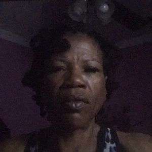 Meet your Posher, Lora